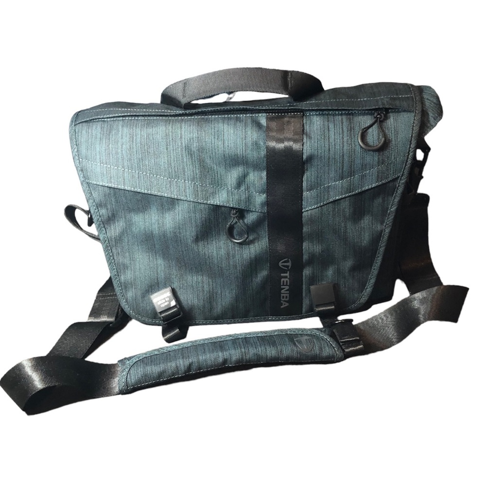Tenba || Messenger Photo & Computer Bag